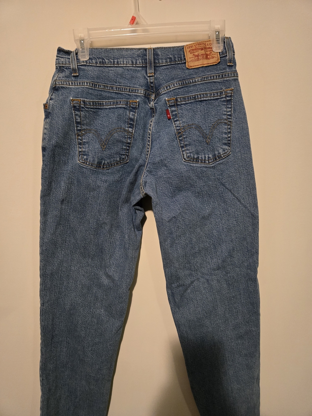 Levi's Slim Straight Women's Blue Denim Jeans Size 6L - Picture 5 of 6